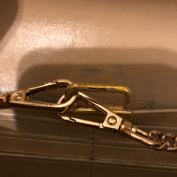 FLAWED✨ Chanel wallet WOC crossbody authentic - Picture 8 of 14